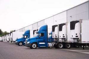 Trucks_warehouse