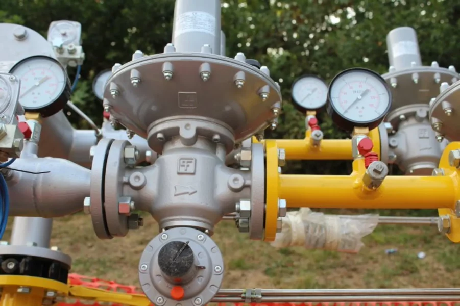 d277d0f4-natural-gas-valves