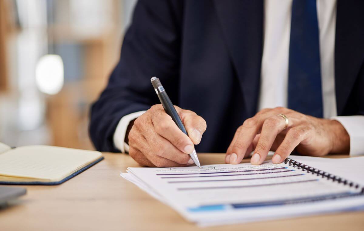 Document-signature-in-progress-image