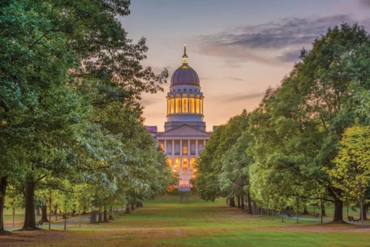 a3f1af2b-government-building-1440x961-1