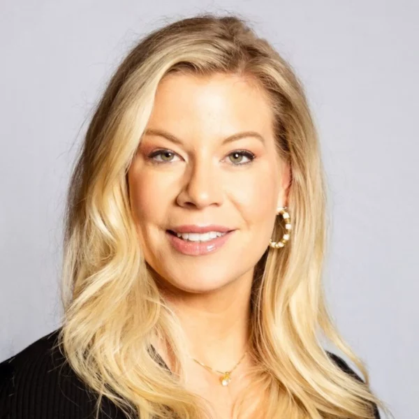 af233c75-2023-sarah-huttu-headshot-e1687546063905