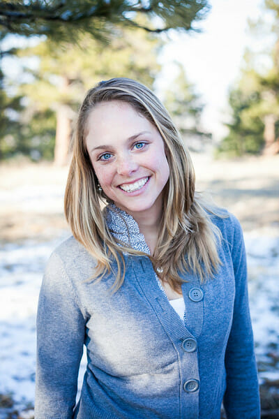ec49dcaa-emilylarson_head-shot