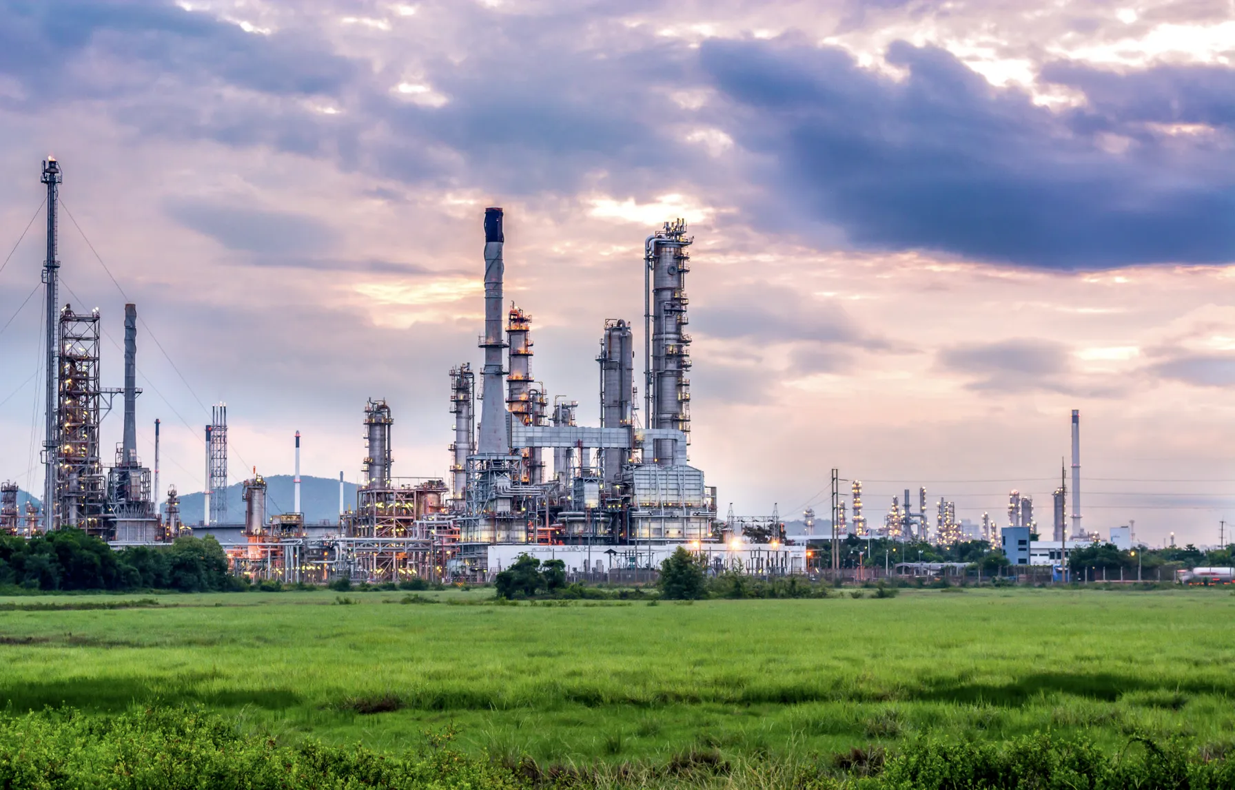 refinery-at-sunset-6371402481