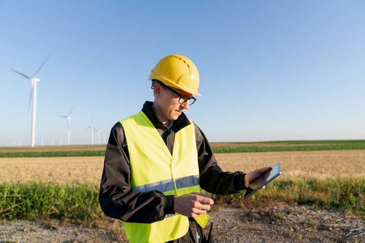 Engineer-Wind-Turbines