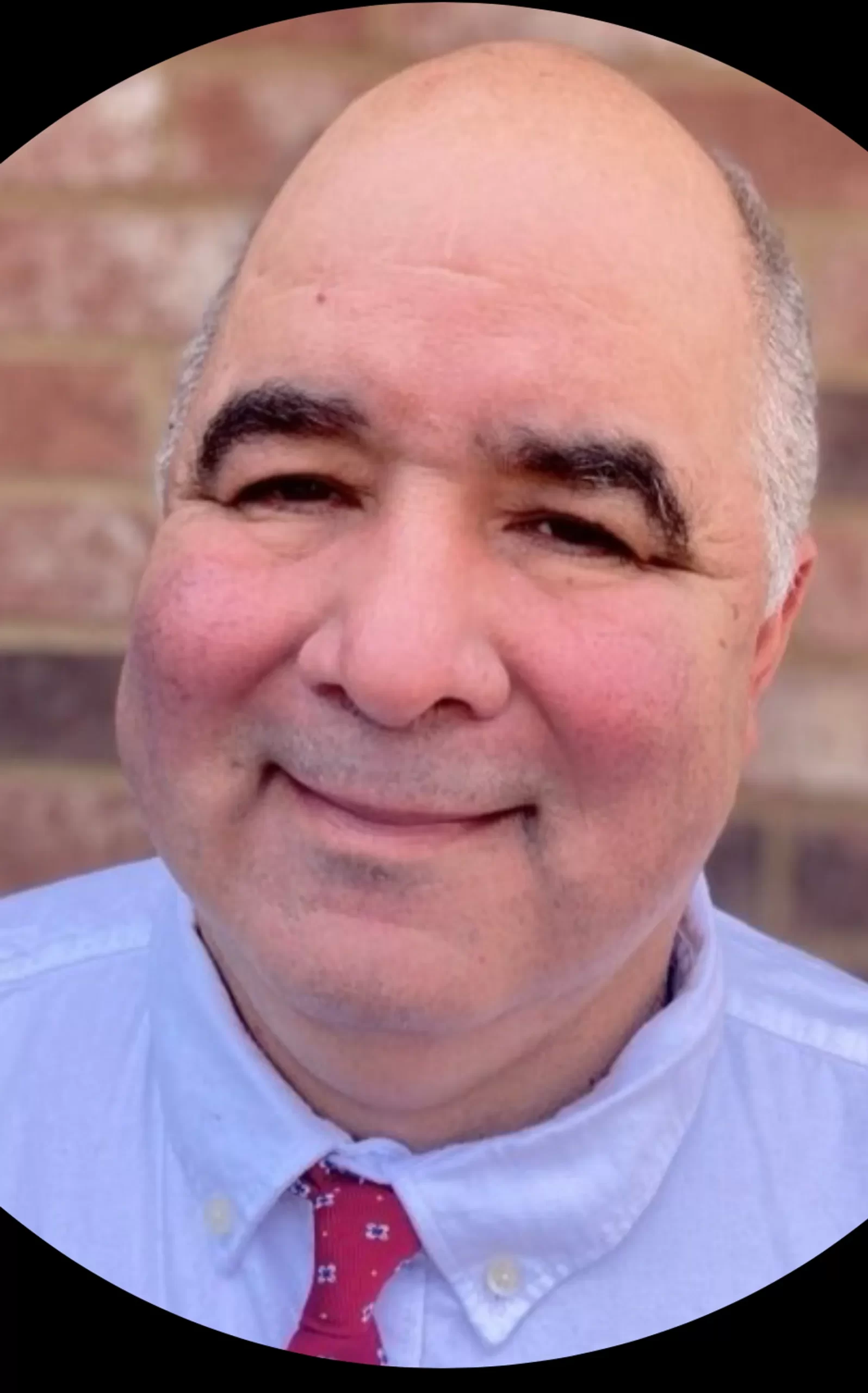 2156c15d-victormedina_headshot-scaled