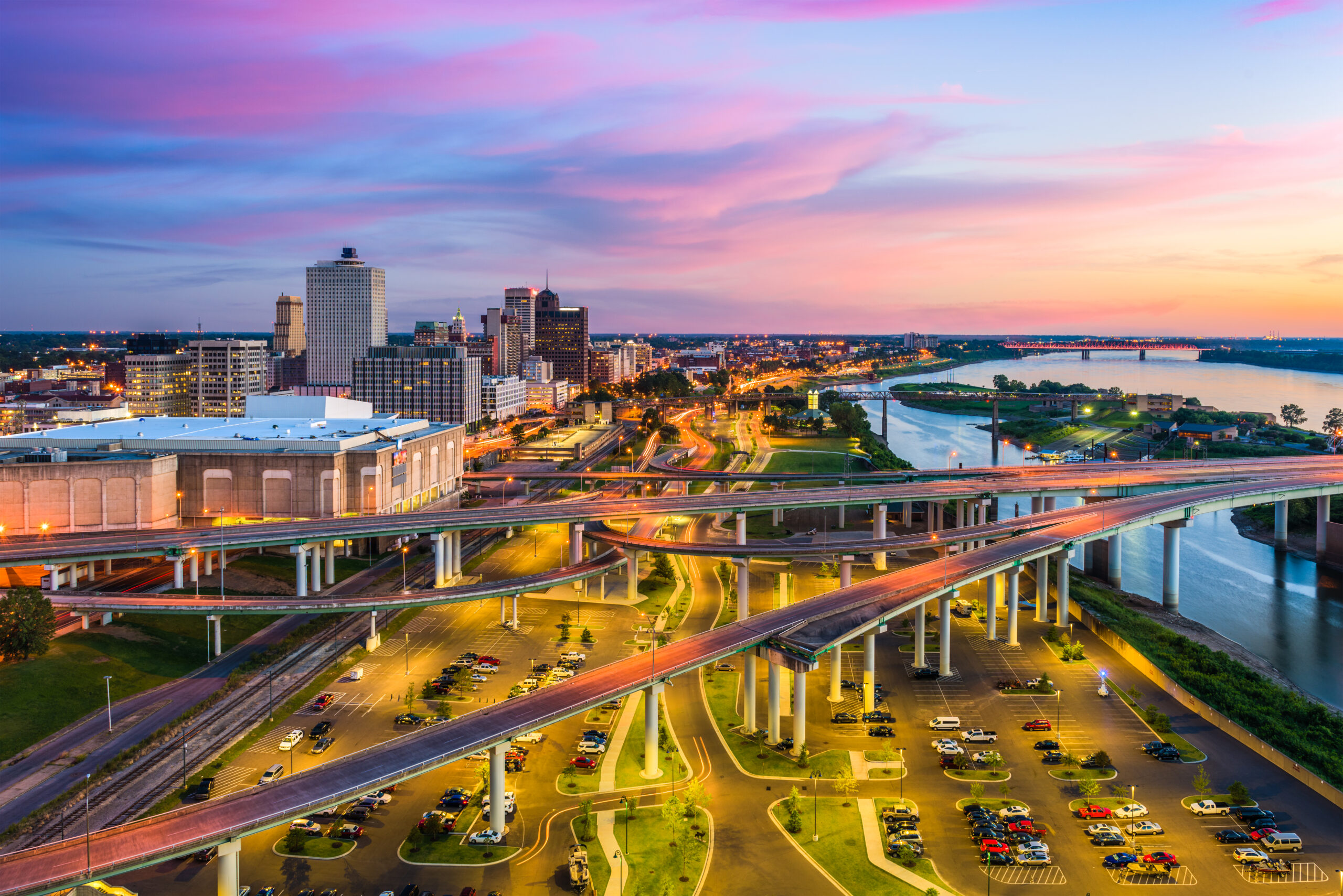 Memphis, Tennessee, USA downtown skyline at dusk.