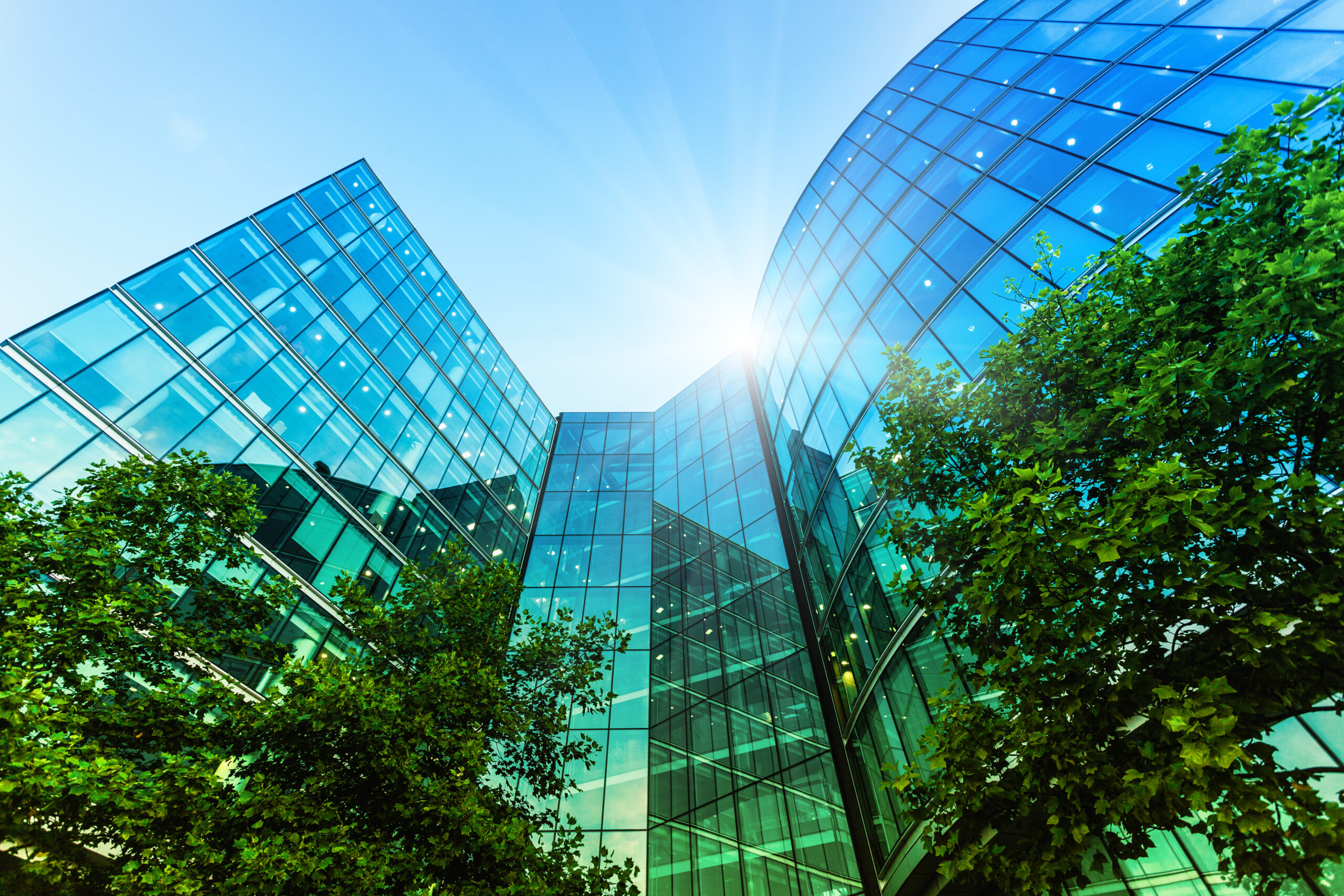 Corporate-Modern-Offices-Building-in-London-483232627-scaled