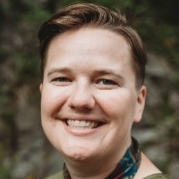 MeredithOutterson_Headshot-1