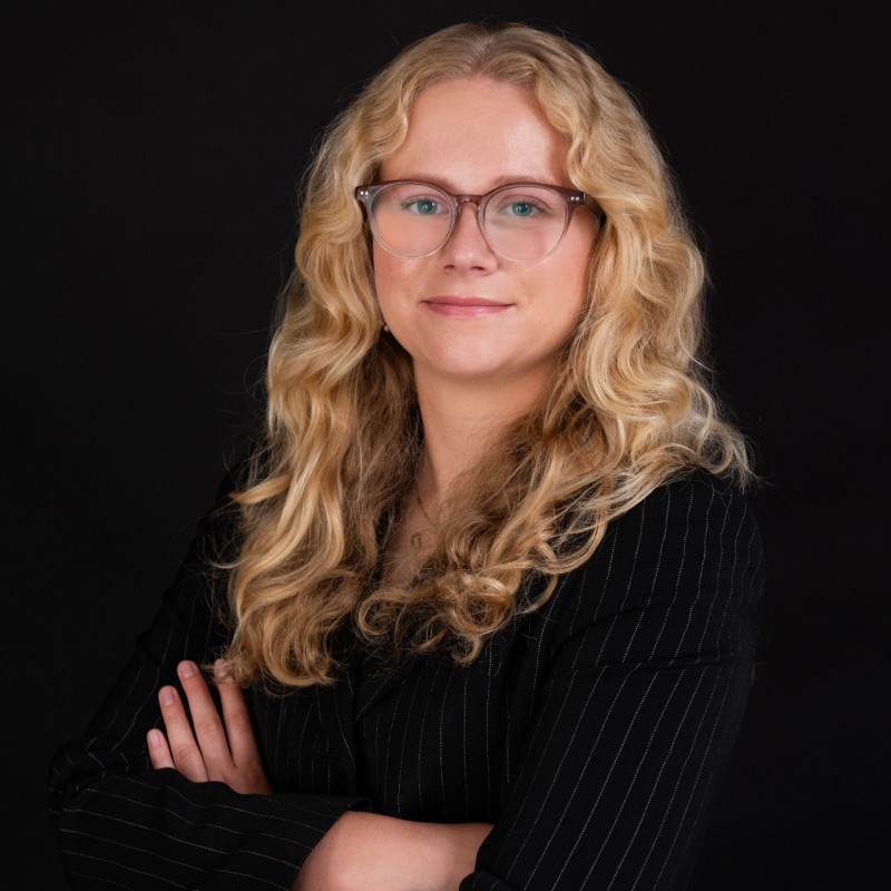 Karmen-Kissell_Headshot