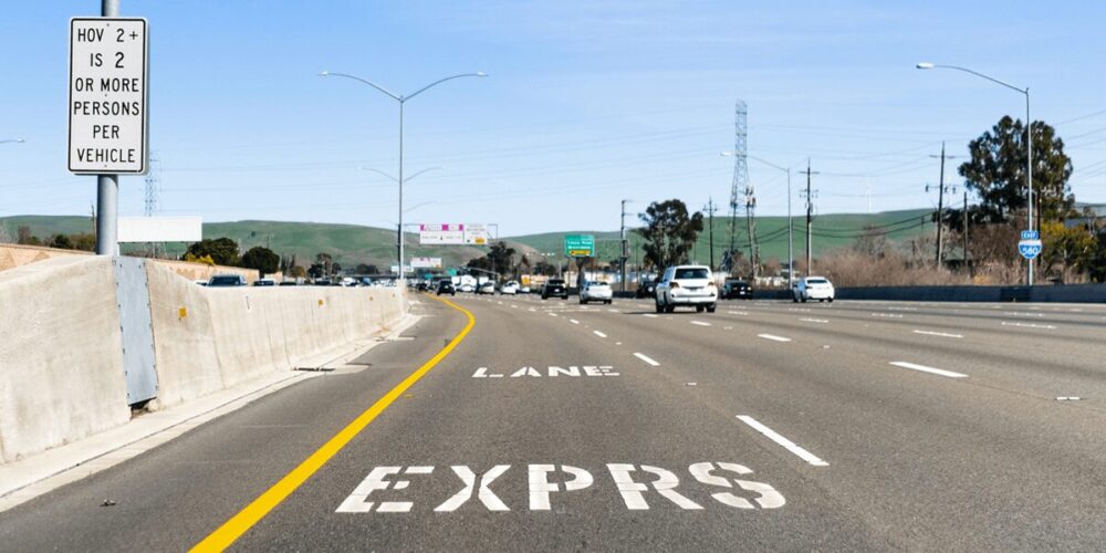 01-how-do-express-lanes-help-with-traffic-flow